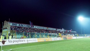 I tifosi della Casertana (Foto Scialla)