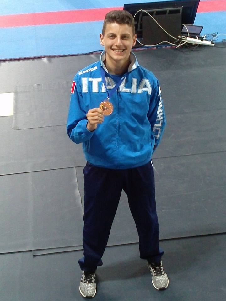 Daniele Petrillo bronzo Kata squadra ai Campionati Europei Karate Cipro 2016