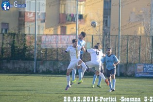 Salvatore De Iorio in azione contro il Portici (foto Grimaldi)