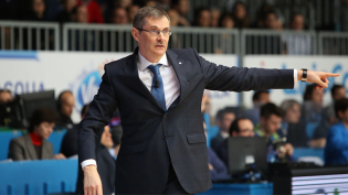 Bazarevich coach di Cantù (Foto pallacanestrocantu.com)