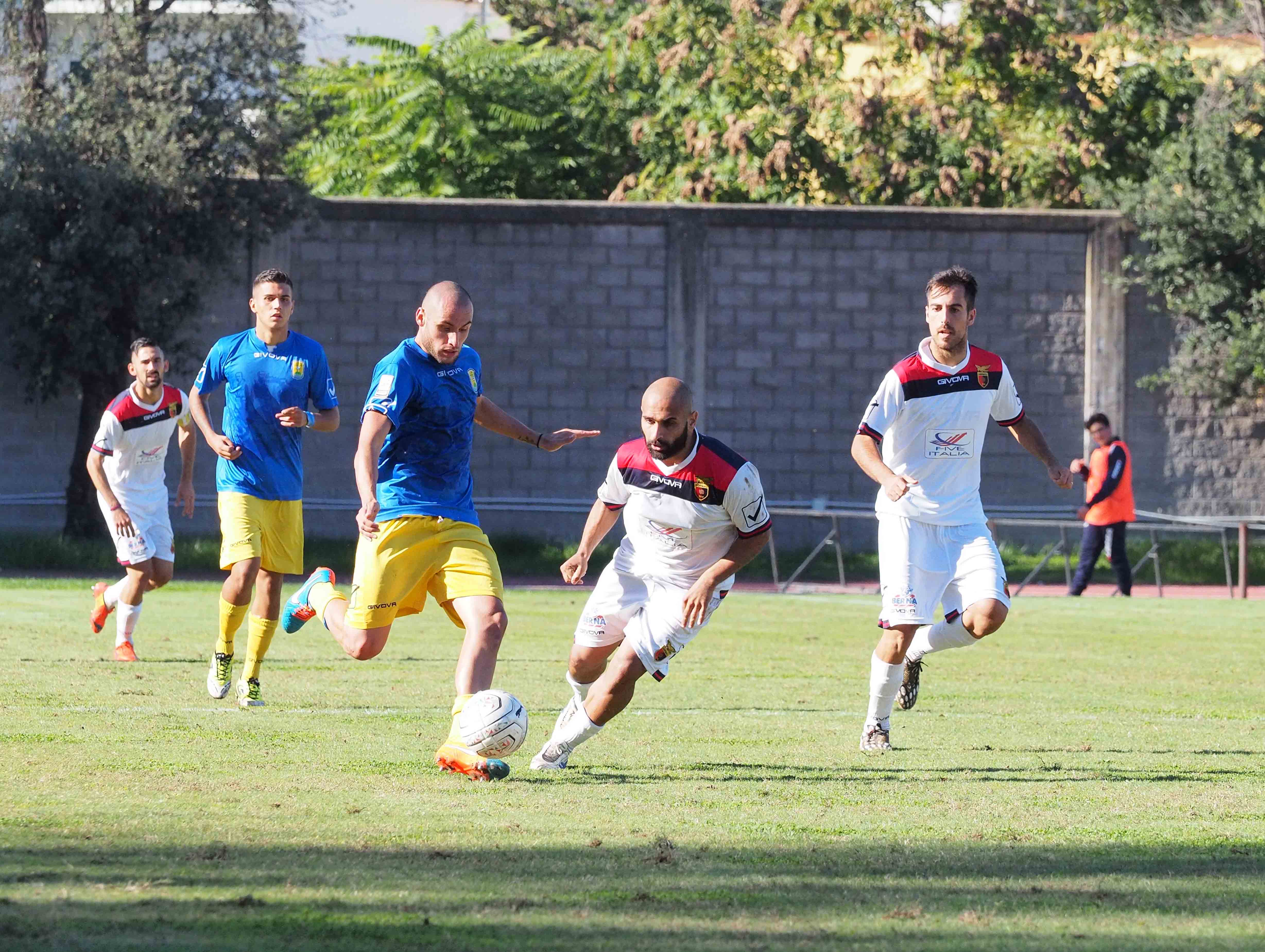 Casertana-Ischia, Di Costanzo ne convoca venti, solo tre gli attaccanti