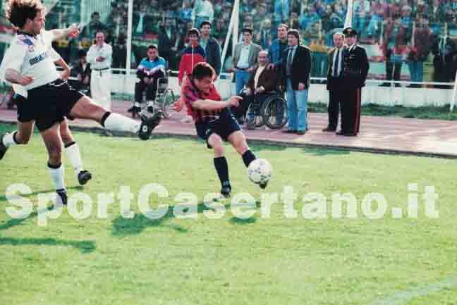 Di Baia, doppio ex dal cuore rossoblù: “Casertana favorita nel derby. La B? Città e tifosi la meritano”