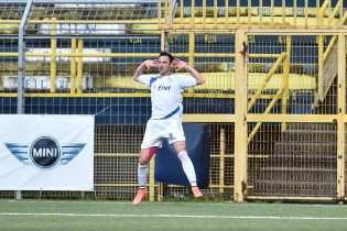 Di Piazza sale a quota 11 reti (Foto Di Monda)