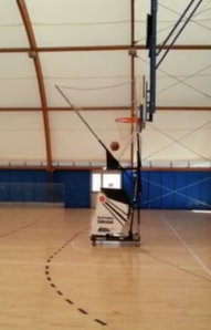La Basketball Shooting Machine