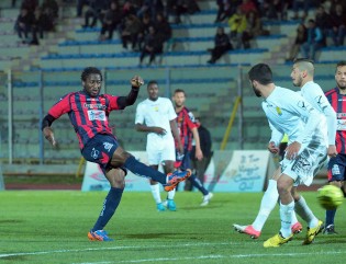 Il gol di Matute (Foto Scialla)