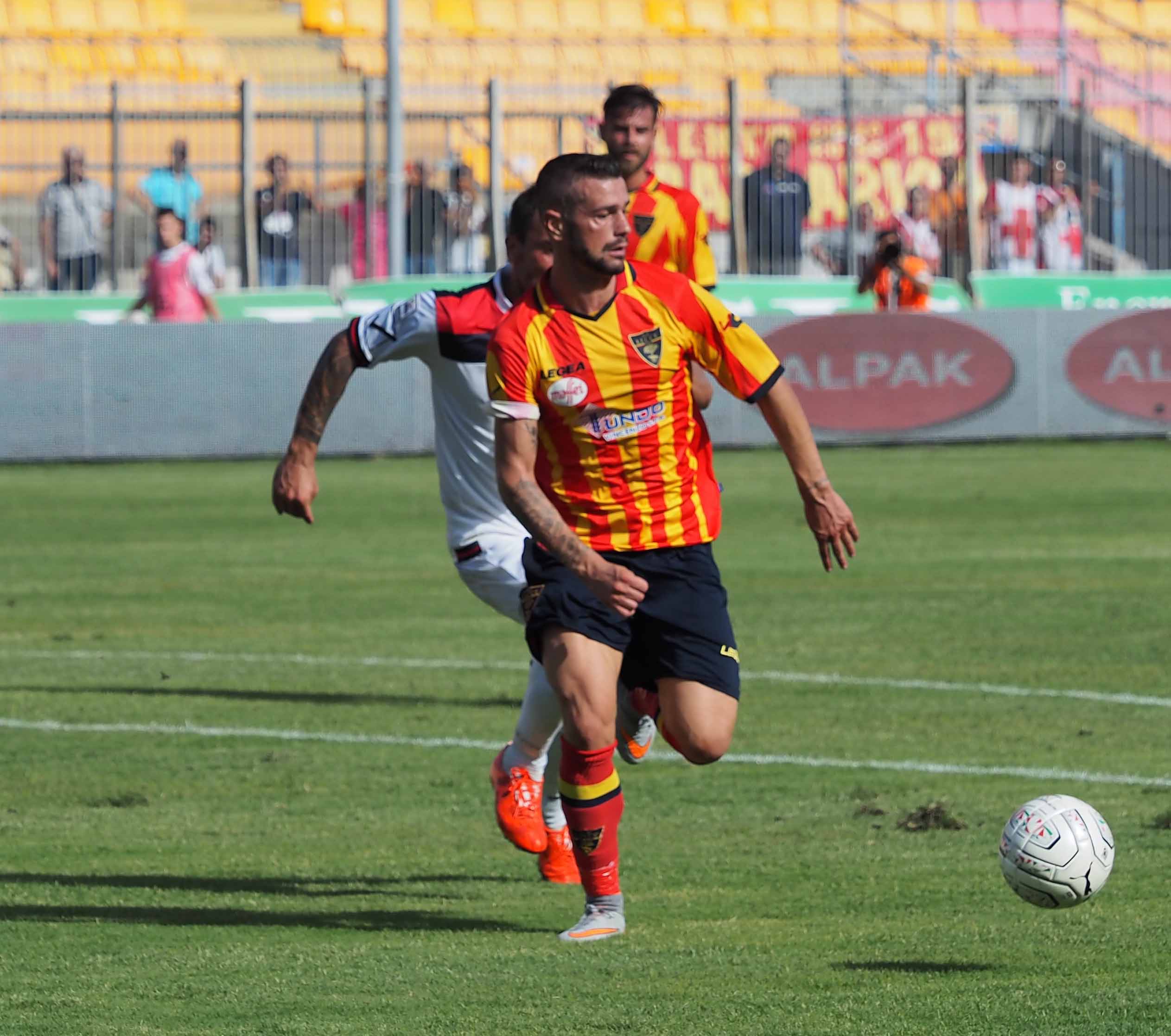 Lepore del Lecce (Foto Scialla)