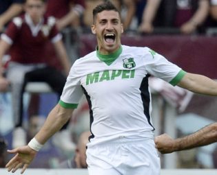 L'esultanza di Marcello Trotta all'Olimpico di Torino