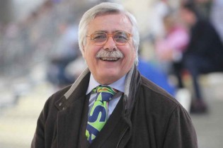 Il vice presidente Onorevole Paolo Santulli