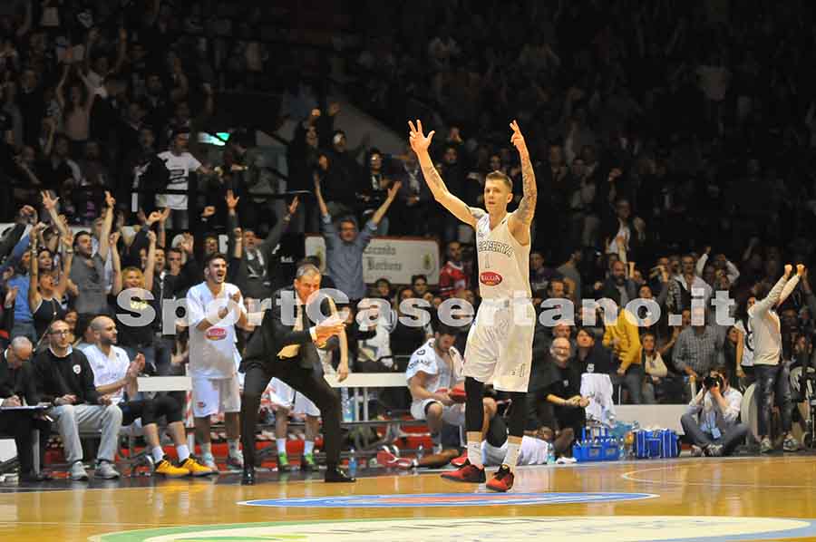 Il mercoledì da leoni della Juve, la fotogallery