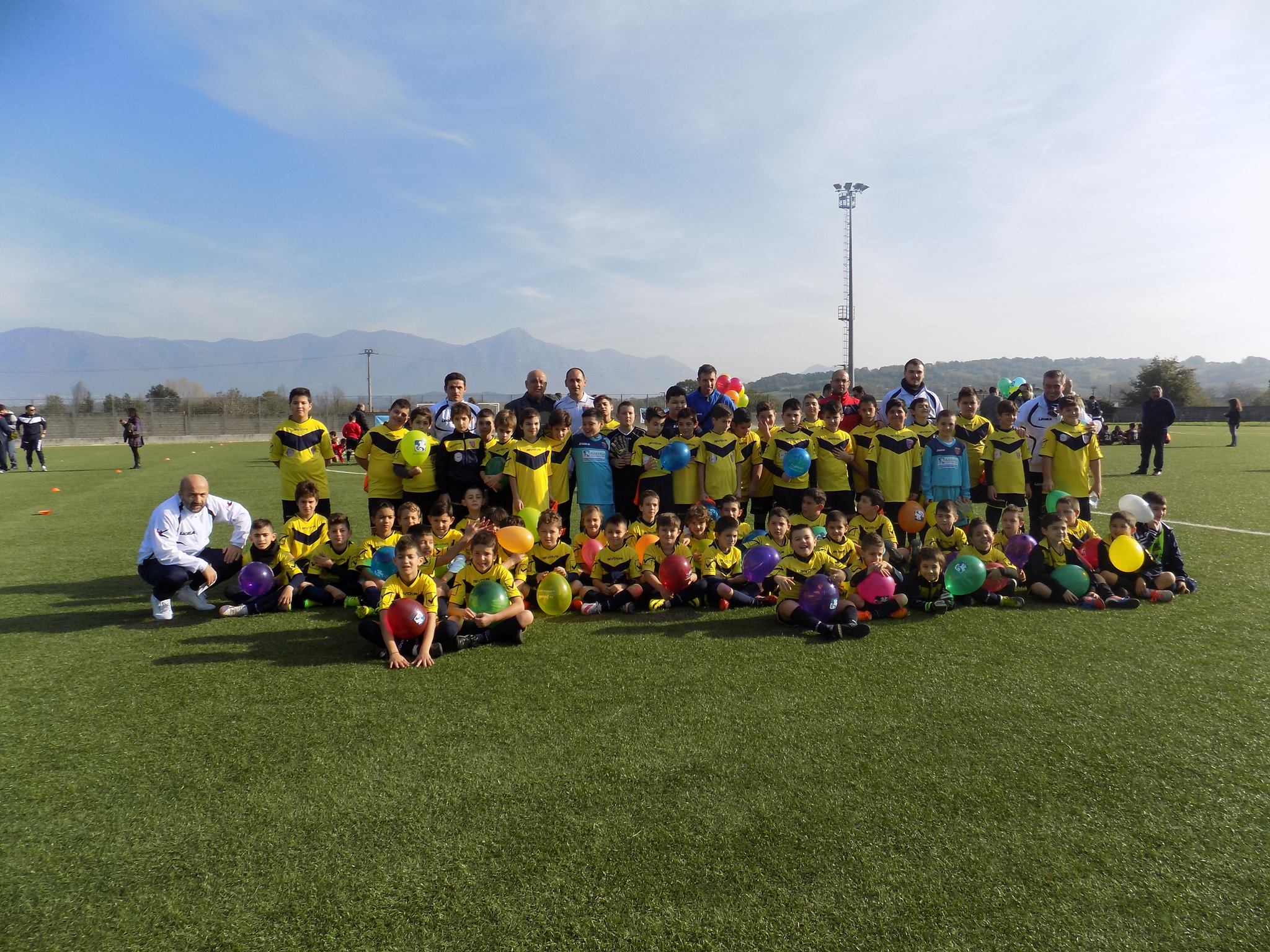 Scuole Calcio Rinascita Fulgor 2005 e Real Alvignano: buona la prima