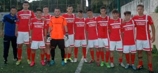 Isidoro Izzo con gli Allievi della Turris