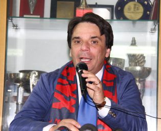 Mister Eziolino Capuano