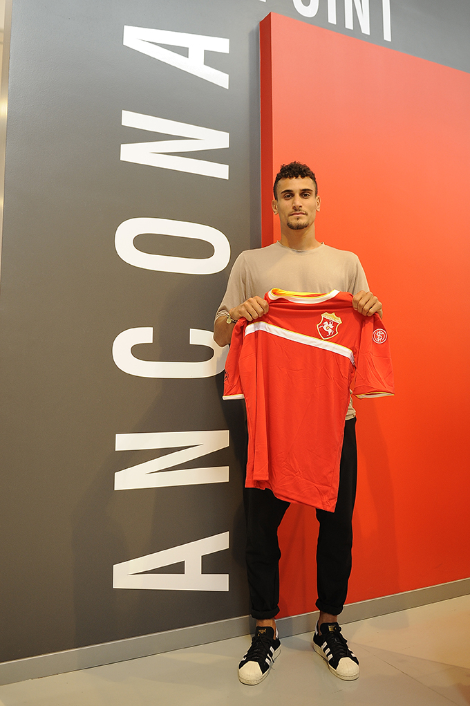 Un talento di origini casertane con un passato nelle file della Juventus approda in Lega Pro