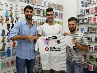 Lo staff delle Aquile Rosanero insieme a Domenico Cristiano