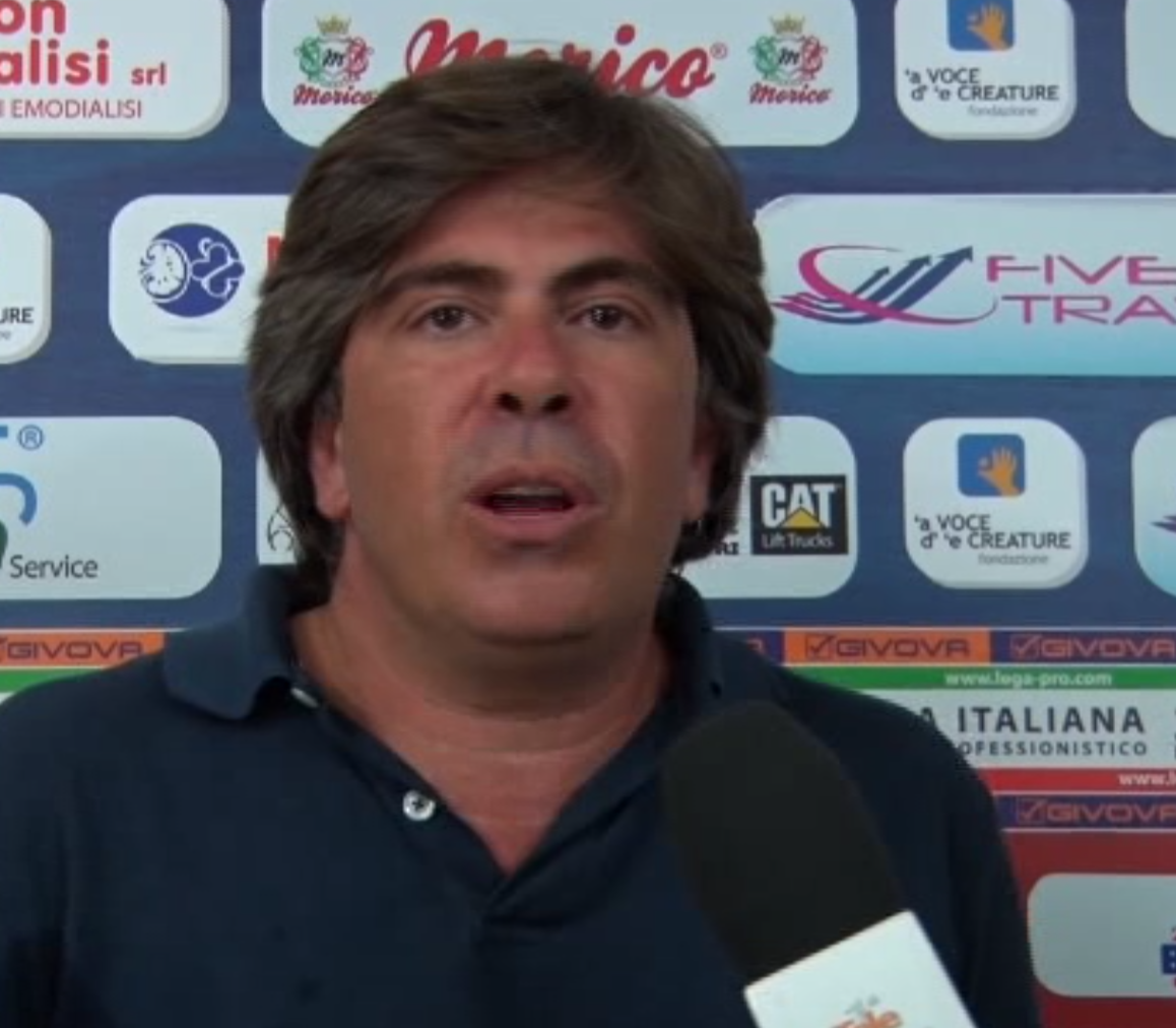 VIDEO – Il presidente Tilia annuncia Tedesco: “Questa è la scelta della società, lasciatelo lavorare”