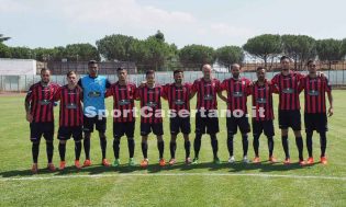 La formazione della Casertana (Foto Scialla)