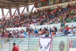 La tribuna del Pinto (Foto Carozza)