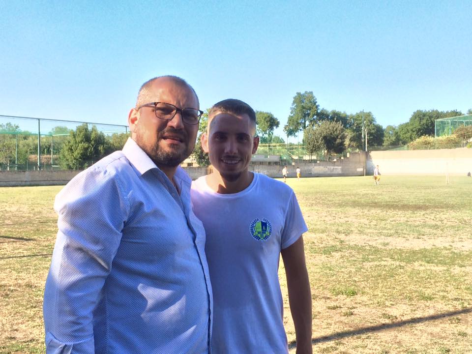 Il neo acquisto Gargiulo con il direttore Max Lombardi