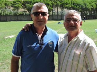 A sinistra l'ex calciatore granata Cozzolino con Nino Fusco