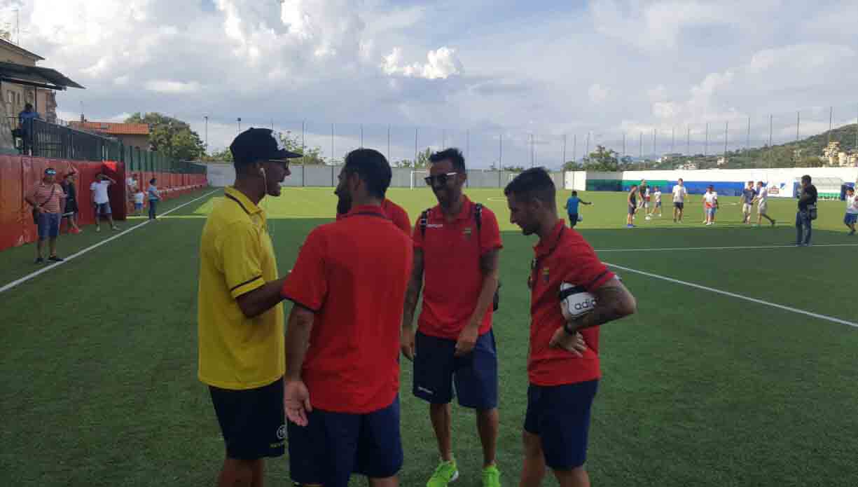 Geppino RInaldi con i suoi ex compagni