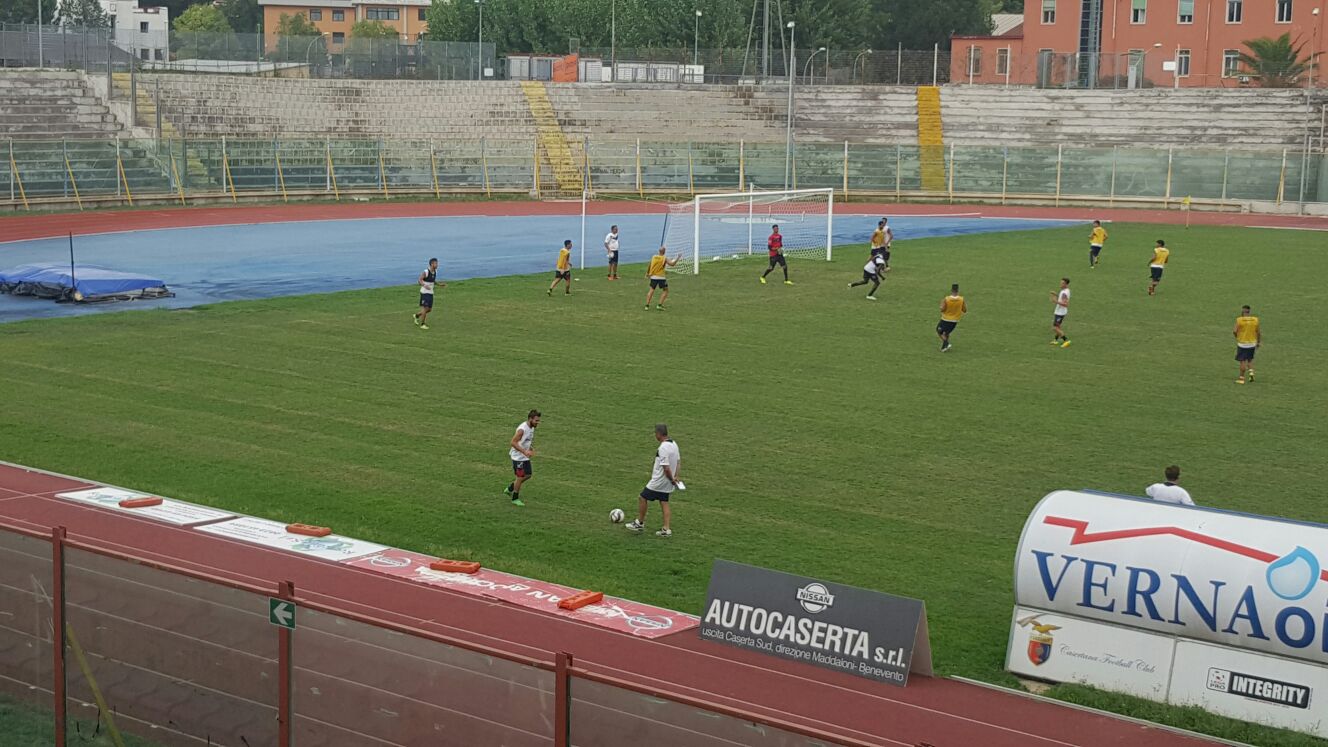 Casertana, Mangiacasale si allena al Pinto