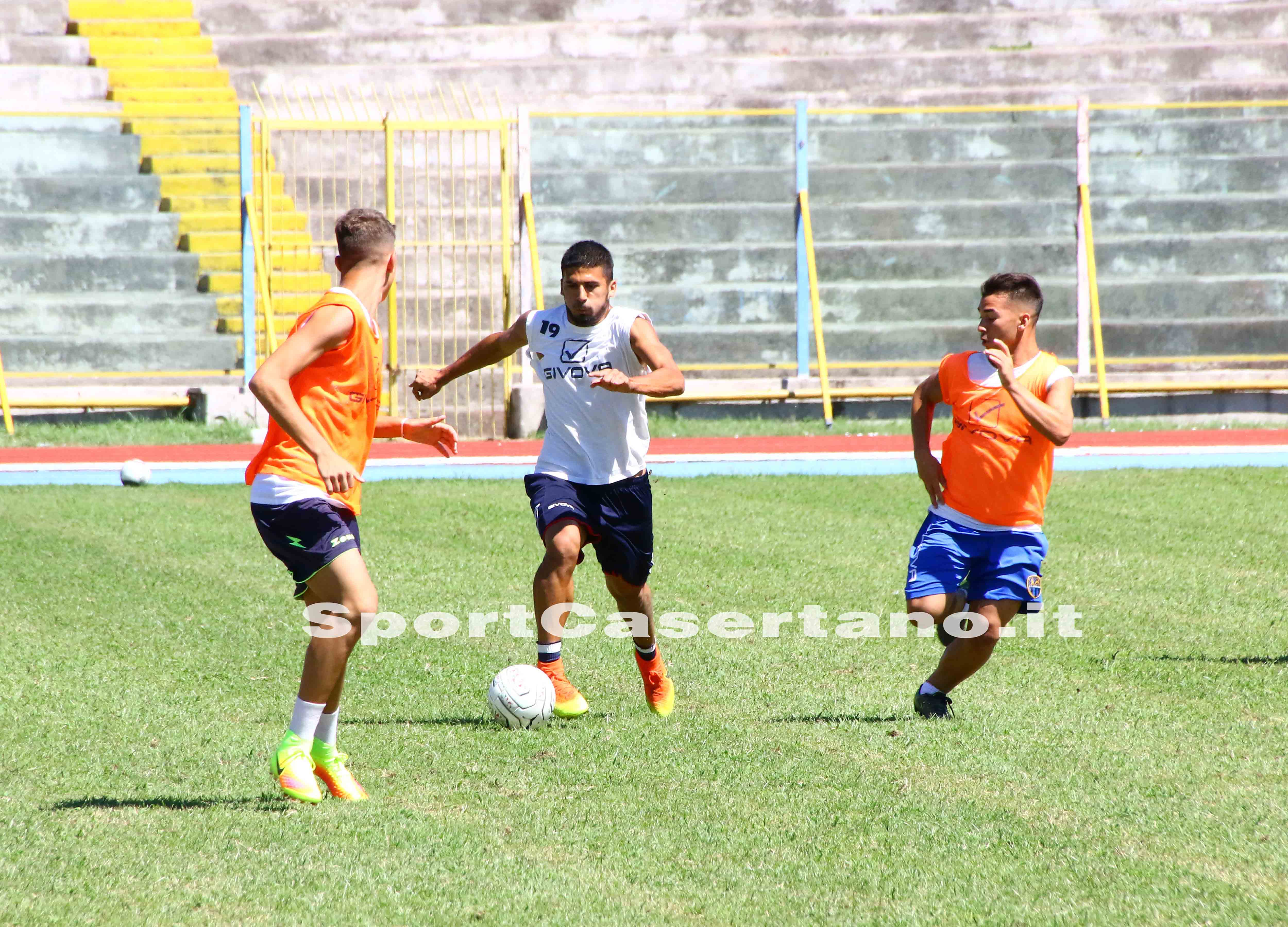 Casertana: impressioni positive su Carriero, Tedesco: “E’ in crescita costante, ci può dare una grossa mano”