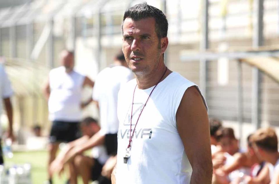 Aversa fuori dalla Coppa Italia, mister Chianese: “Perdere così fa male, ma la squadra mi è piaciuta. Ci divertiremo”