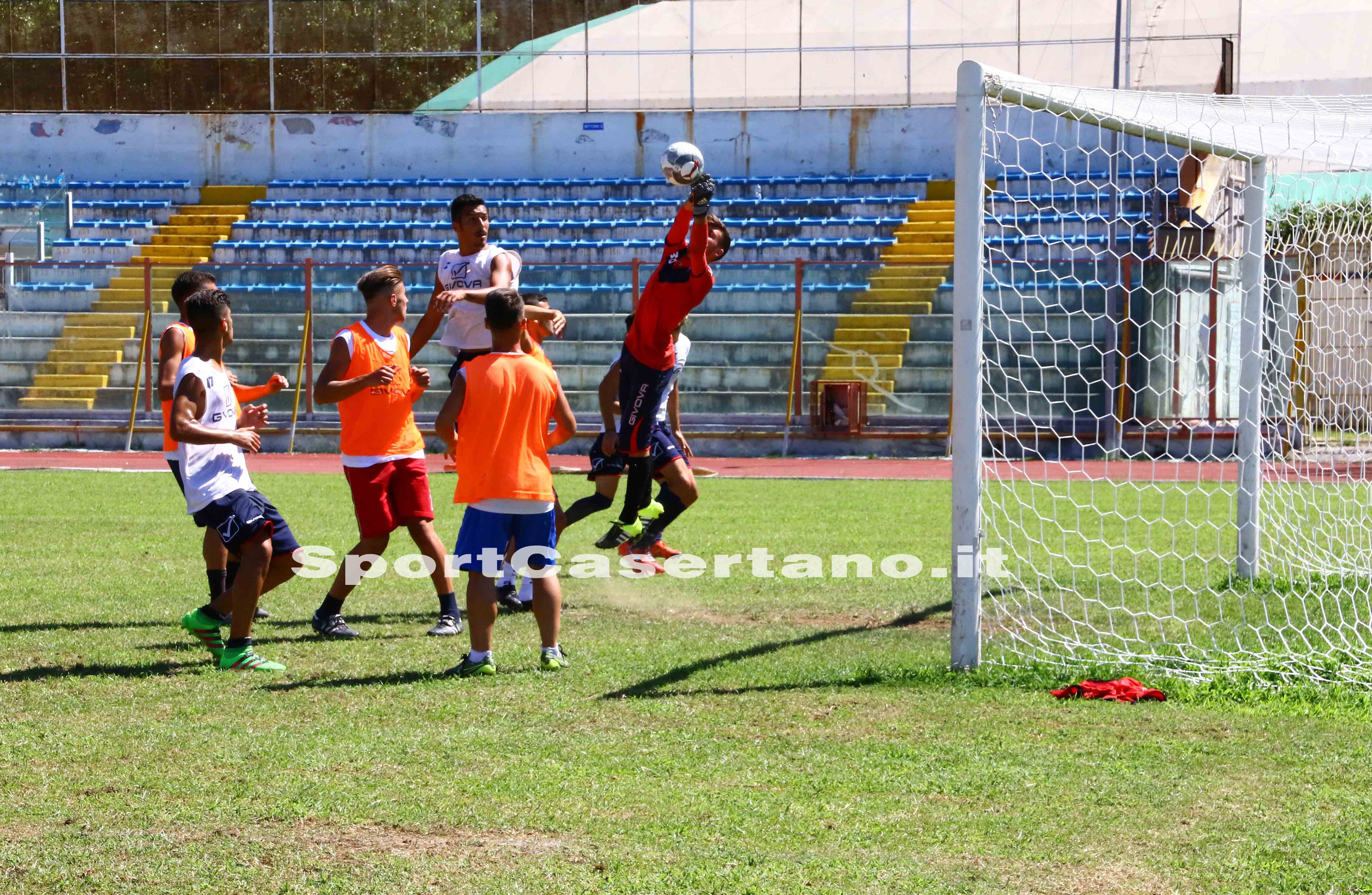 Casertana: sette gol alla Berretti, la fotogallery