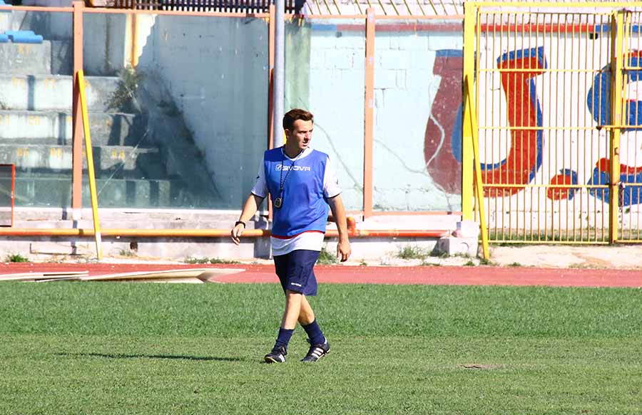 La Casertana vuole partire col piede giusto, Tedesco: “Melfi squadra difficile per tutti. Romaniello? In campo non vanno gli allenatori”