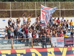 I tifosi della Casertana (Foto Scialla)