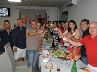 Il brindisi per il ritorno in Eccellenza