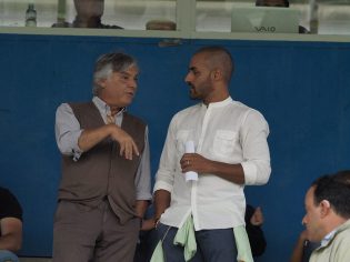 Giovanni Ruscio in tribuna a Vibo Valentia (Foto Giuseppe Scialla)