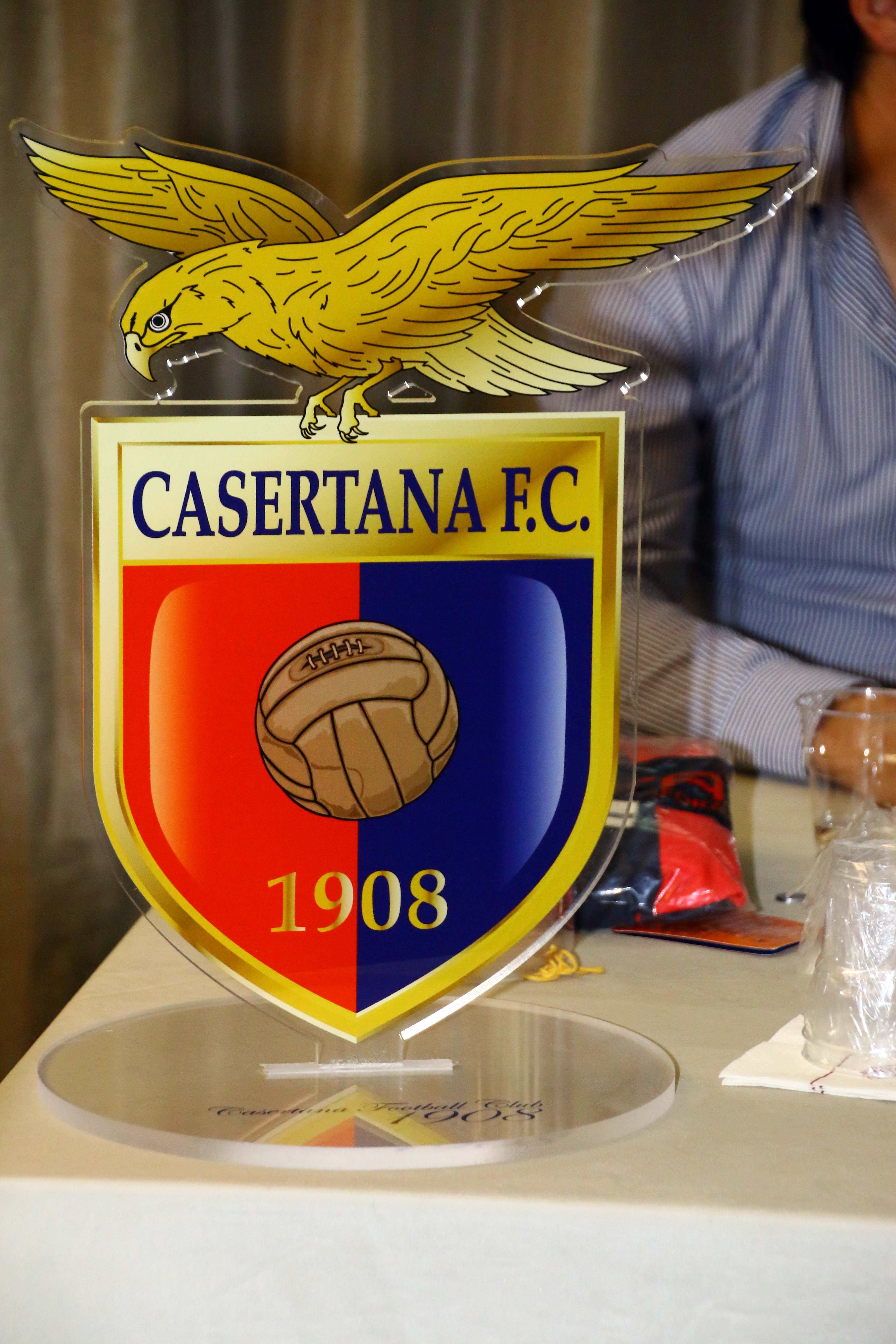 Casertana, la richiesta dei tifosi: “Il club e la politica facciano valere la vera identità del territorio”