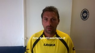 L'allenatore dell'Igea Virtus Giuseppe Raffaele (foto SportCasertano.it)