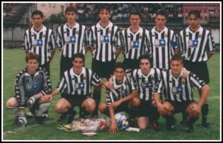 Una foto di Flavio Marzullo con la maglia della Juventus