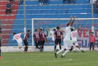 Il gol di Carlini (Foto Giuseppe Scialla)