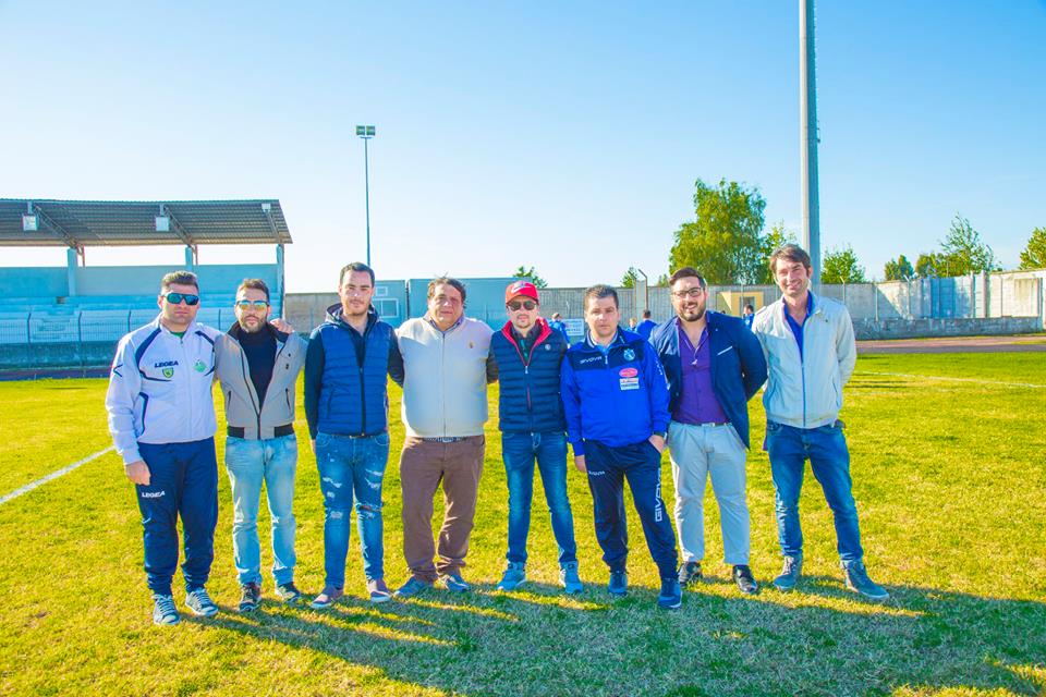 Lo staff tecnico e dirigenziale del Casale 1964