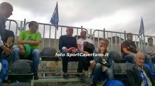 Vincenzo Feola con Vincenzo De Liguori al Piccirillo (foto SportCasertano.it)