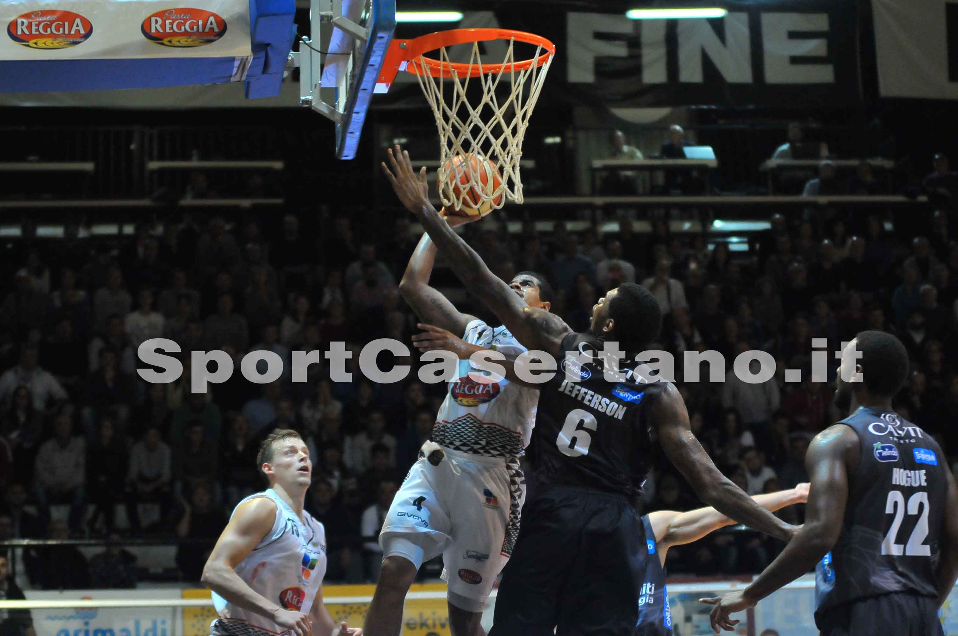 Che Juve al Palamaggiò! I bianconeri travolgono Trento e strappano applausi, la fotogallery