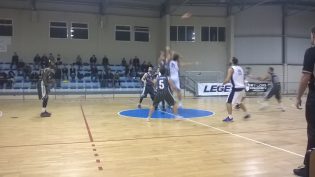 Un momento della gara