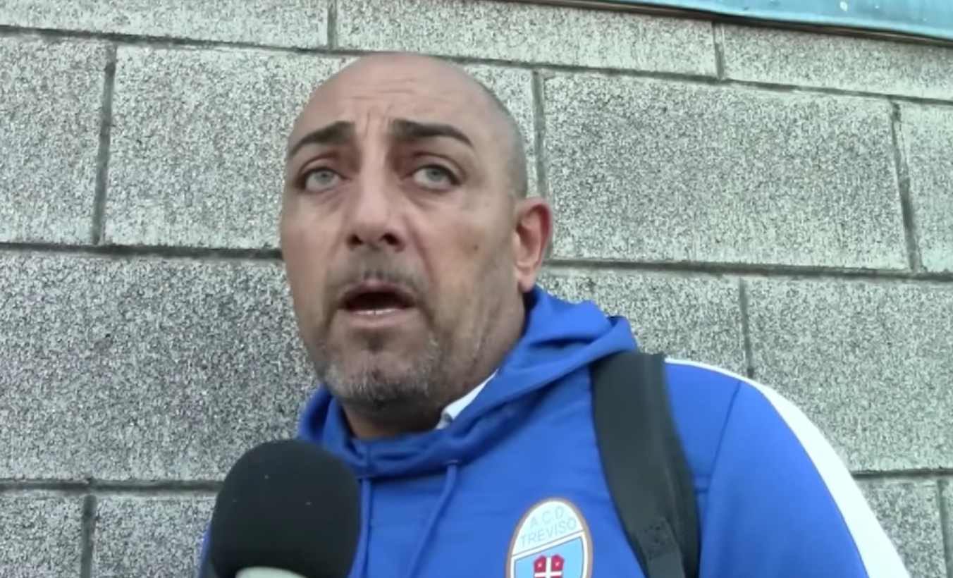 VIDEO – Carmine Esposito, il rossoblù nel cuore e il sogno nel cassetto: “La Casertana fa parte di me. Ora lottate tutti insieme per la salvezza. Il mio desiderio è poterla allenare”