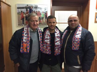 Gismondo Gatta con la dirigenza dell'Afragolese