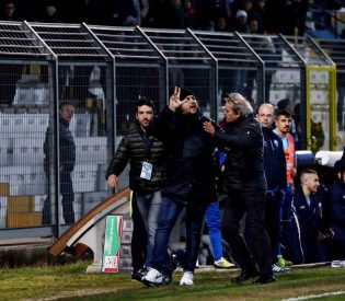 Columella nel 2015 durante l'invasione di campo (Foto Giuseppe Scialla)