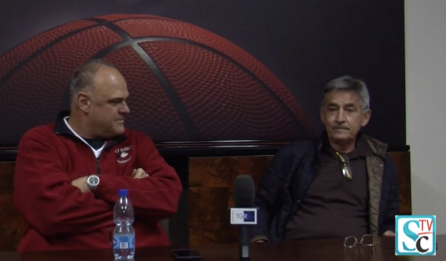 Oscar-Tanjevic amarcord e grandi ricordi al Palamaggiò: il video esclusivo