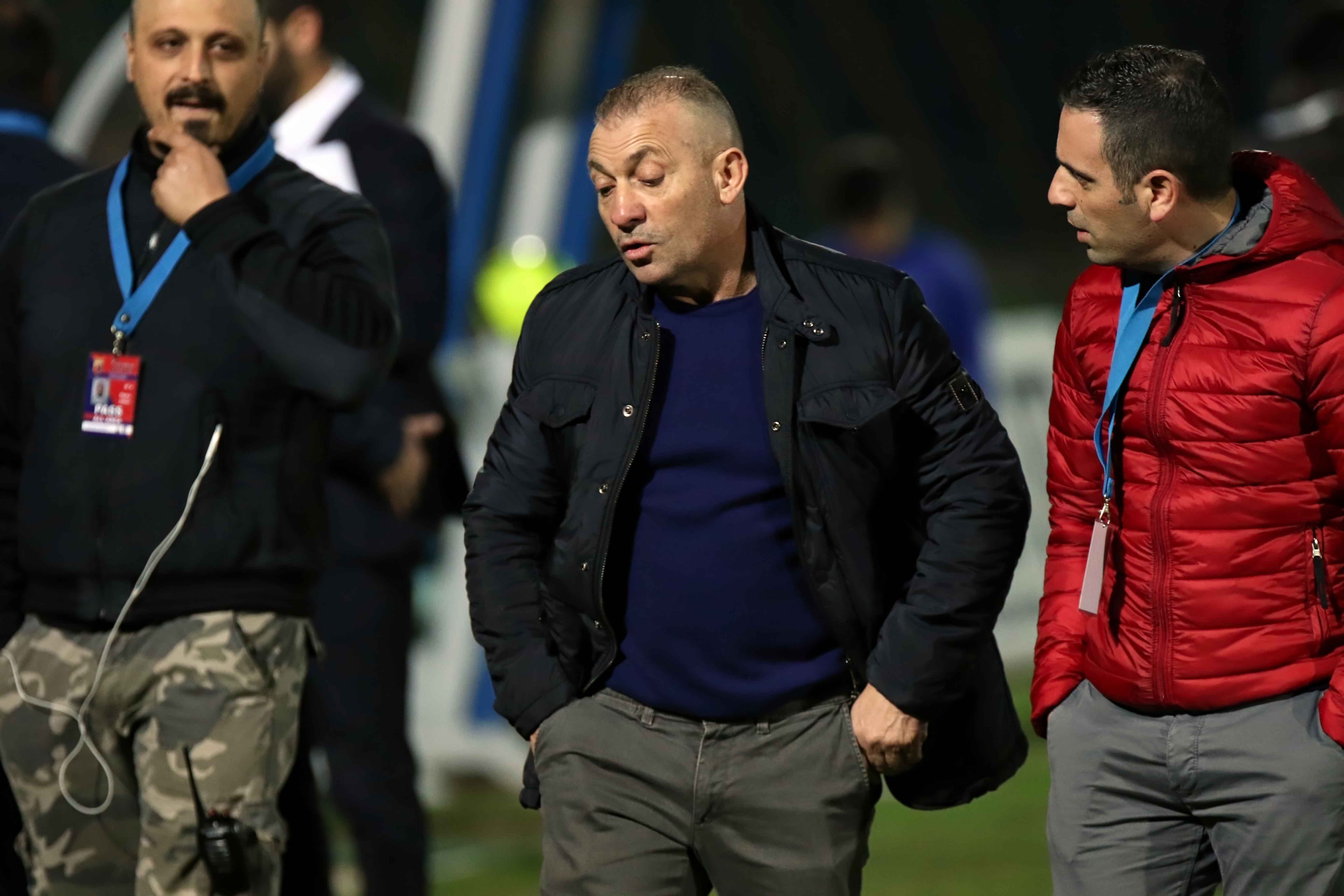 La Casertana cambia strategia e prepara la rivoluzione. Il patron D’Agostino deve far quadrare i conti: “Via i calciatori che non rendono per quello che guadagnano”