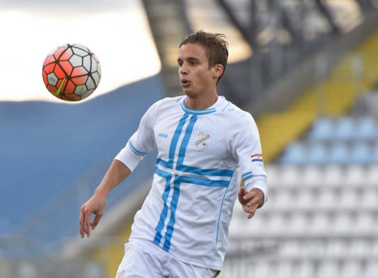 Rinforzo dalla B per la Casertana: l’attaccante arriva dallo Spezia