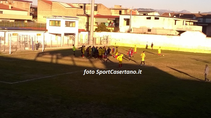 'infortunio di Giovanni Romano dell'Albanova (foto SportCasertano.it)