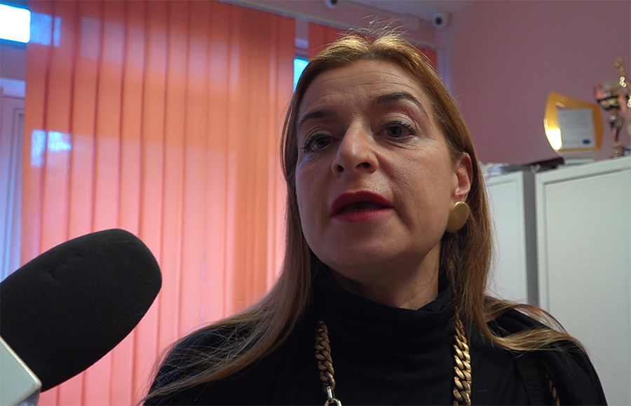 VIDEO – Il preesame di ammissione al corso allenatori Uefa/ B al Liceo Manzoni di Caserta: le parole della Dirigente Vairo e del tecnico Savarese