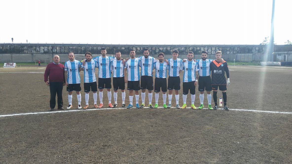 Real Albanova, tre punti pesantissimi contro il Mondragone e una dedica speciale