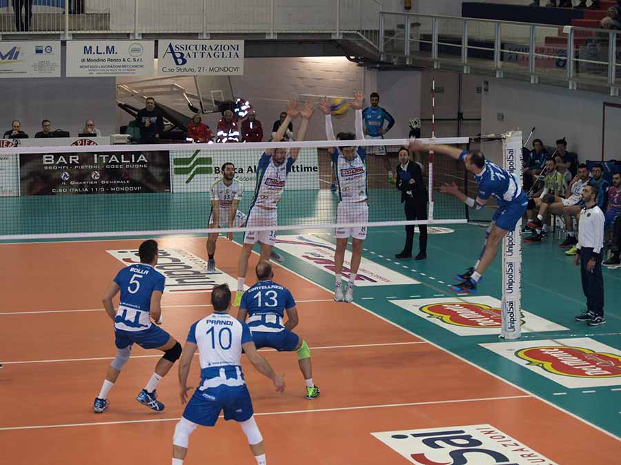 La Sigma Aversa non sfrutta tre set point per conquistare il tie-break, la Vbc Mondovì ne approfitta e vince 3-1